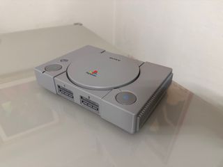 Sony PlayStation PS1 SCPH-7502 + 2 controller