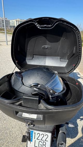 Piaggio MP3 350 - 10.800 km - Carnet B coche