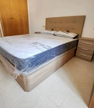 COLCHONES Y ALMOHADAS