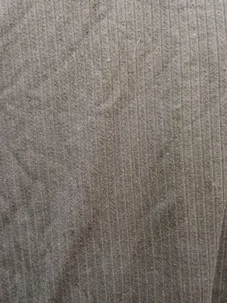 Camiseta negra manga larga con volantes