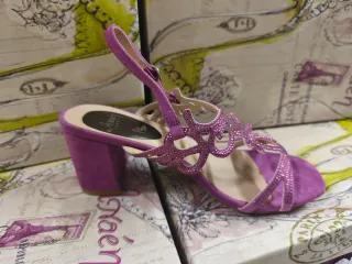 Sandalias fiesta /moradas