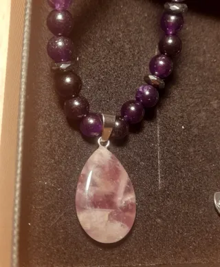 Collar de piedra natural amatista