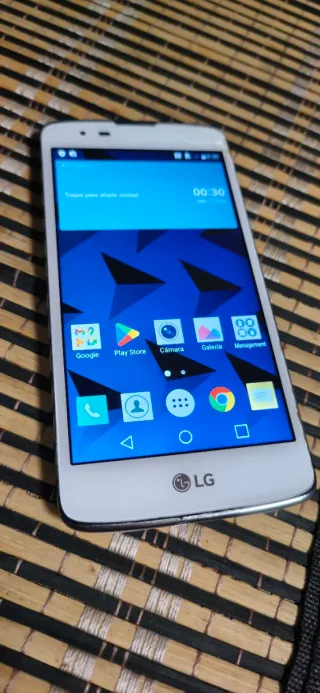 LG K8 Blanco