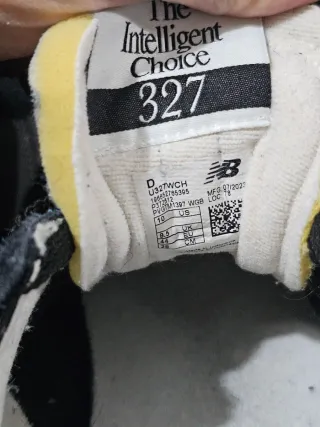 New Balance 327 Talla 44 Negro/Gris