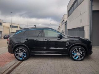 Lynk & Co 01 1.5 PHEV 6.6kW 192 kW (261 CV)