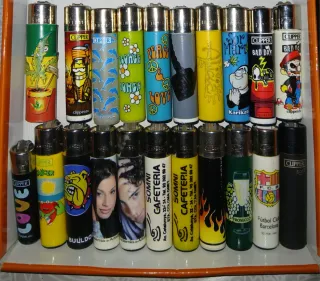 Lote de mecheros Clipper
