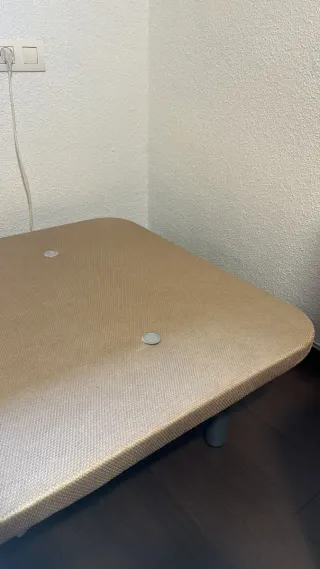 Camas nuevas / Canapé y Colchón