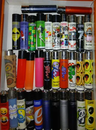 Lote de mecheros Clipper