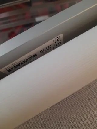 Estor enrollable translúcido Ikea en blanco