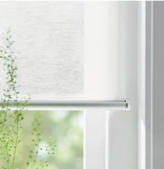Estor enrollable translúcido Ikea en blanco