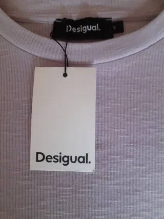 Vestido Desigual manga larga talla S. En malva.