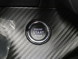 Peugeot e-208 Eléctrico Allure Pack 100 kW (136 CV)