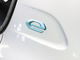 Peugeot e-208 Eléctrico Allure Pack 100 kW (136 CV)