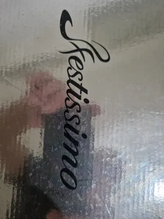 Zapatos de tacón plateados