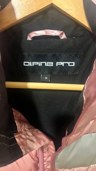 Abrigo acolchado rosa metalizado talla M