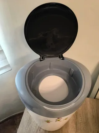 Contenedor de pañales Tommee Tippee