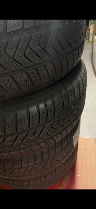 Neumáticos Pirelli Sottozero 3 245/40/19