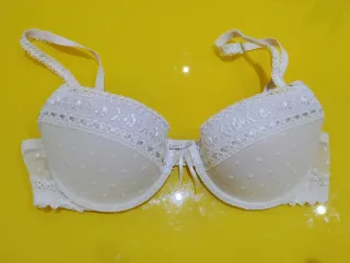 Conjunto lencería marfil