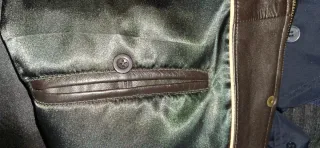 Chaqueta de cuero marrón