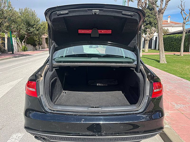 Audi A4 2.0 TDI DPF Quattro 2015, foto 16
