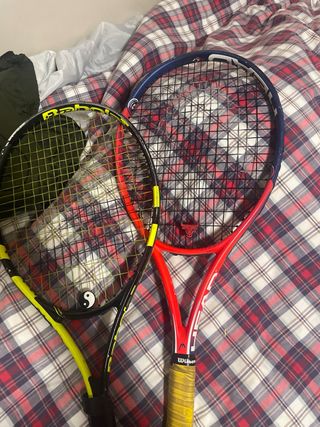 Raqueta de Tenis Wilson Blade+2 volas de tenis