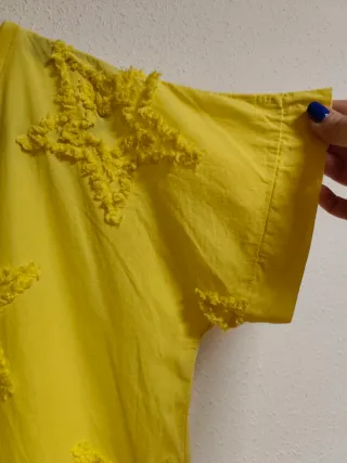 Camiseta de chica talla 40-42.