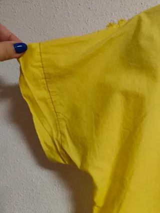 Camiseta de chica talla 40-42.