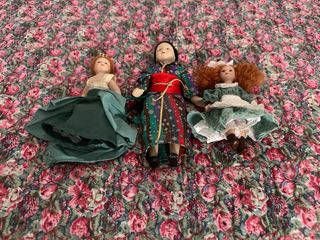 Bambole di porcellana da collezione alte 15 cm