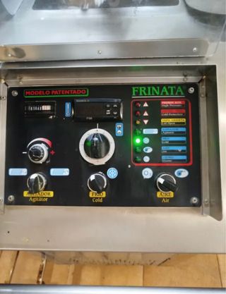 Montadora de nata industrial Frinata