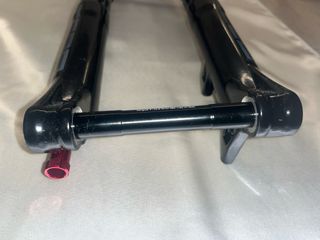 Horquilla RockShox REBA 26” – 140 mm – Crown