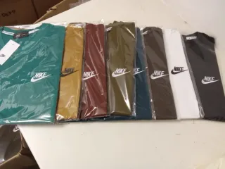 Camisetas, todas las marcas y colores