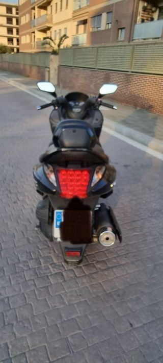 CAMBIO SYM GTS 300CC POR 125CC