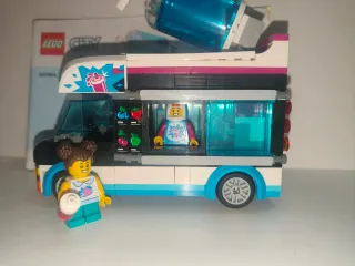 Furgoneta Heladería pinguino 60384 Lego City
