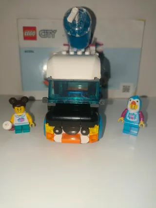 Furgoneta Heladería pinguino 60384 Lego City