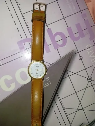 Reloj Lotus Marrón y Dorado