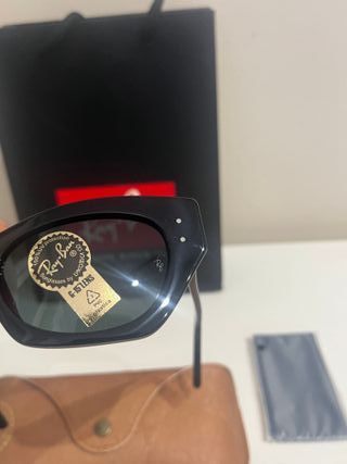 Ray-Ban Zena RB4430 Occhiali da Sole Neri