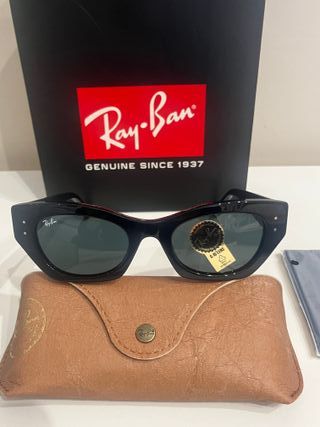 Ray-Ban Zena RB4430 Occhiali da Sole Neri