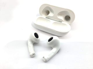 in-ear apple airpods 3 gen