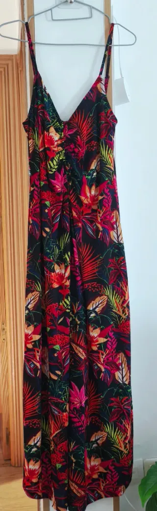 Vestido largo estampado floral negro