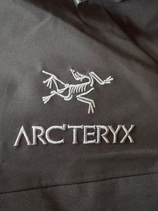 Chaqueta Arc'teryx Alpha SV Negra Talla L