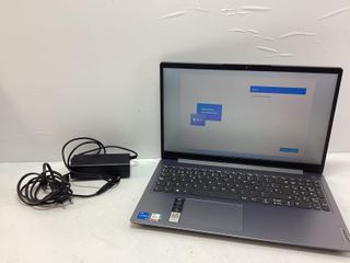 pc portatil lenovo 82h8