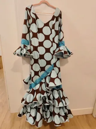 Traje Flamenca lunares azul y marrón
