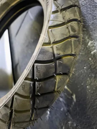 Neumático Michelin 110/80-14 nuevo