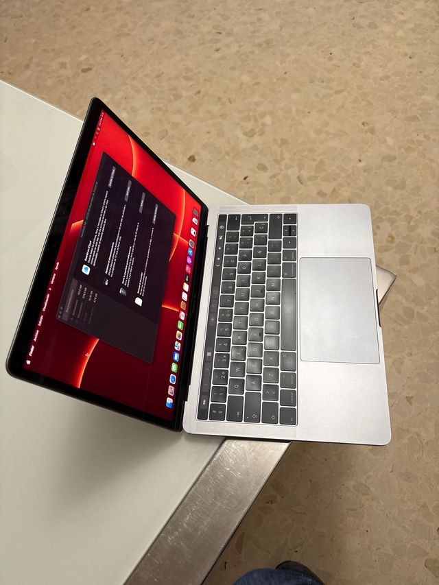 MacBook Pro Apple Plata/Gris Espacial