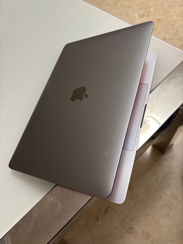 MacBook Pro Apple Plata/Gris Espacial