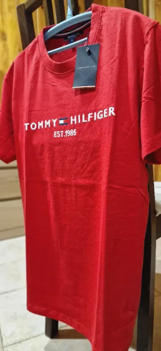 Camiseta Tommy Hilfiger Roja Talla M