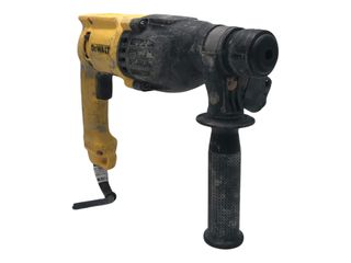 taladro electrico dewalt d25033