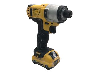 taladro a bateria dewalt dck211d2t