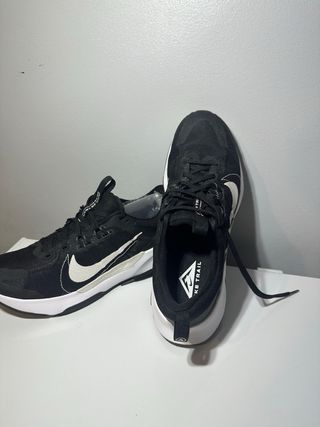 Nike Juniper Trail Negro/Blanco