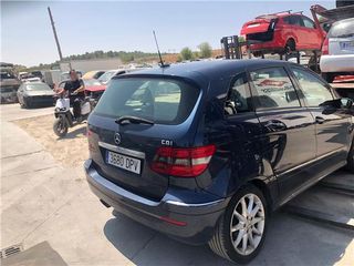 FARO DEL. DCHO Mercedes-Benz Clase B (BM 245)(03.2005->) 2.0 180 CDI (245.207) [2,0 Ltr. - 80 kW CDI CAT]